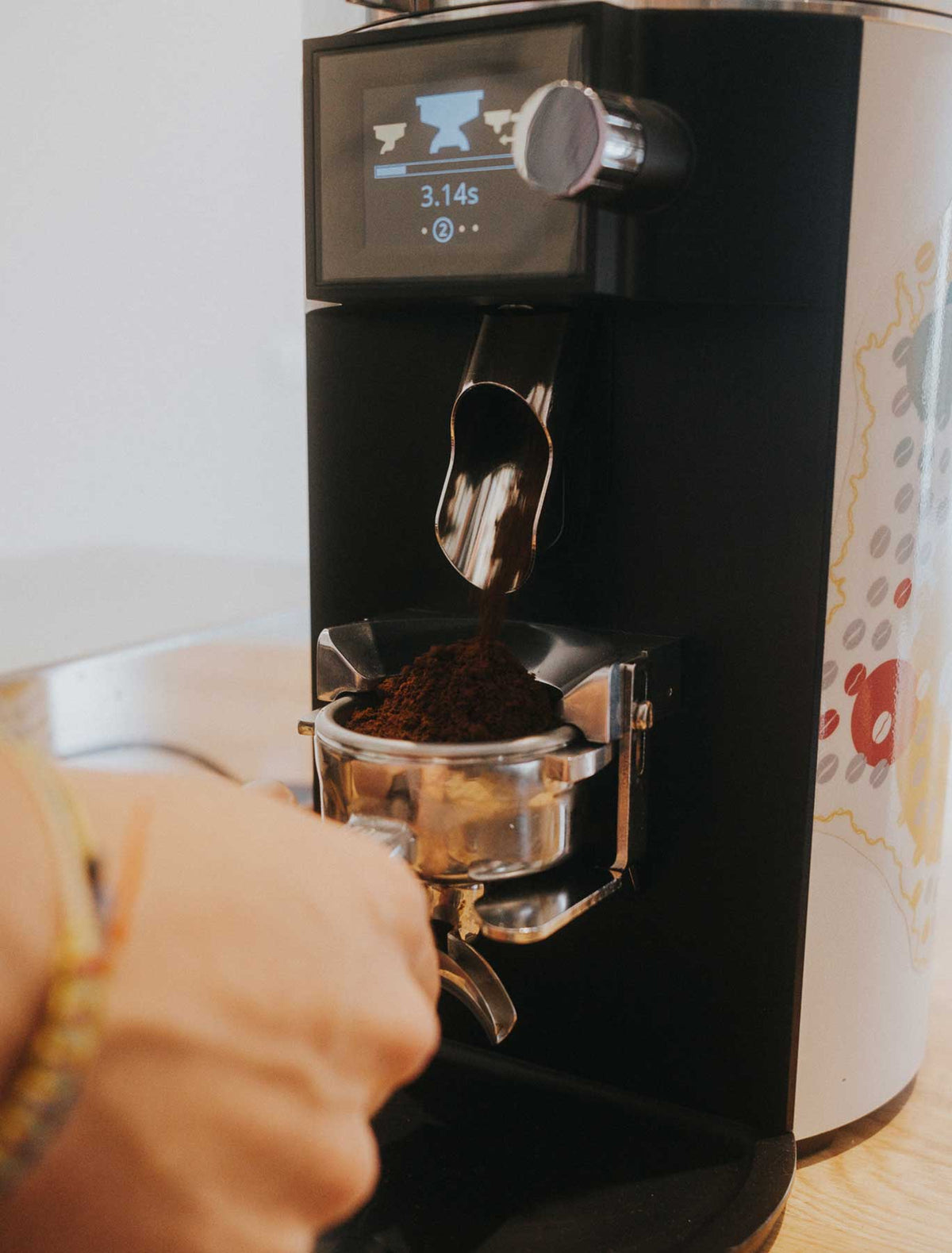 Kaffeemühle einstellen, Espressobohnen, Kaffeeschule Nürnberg,